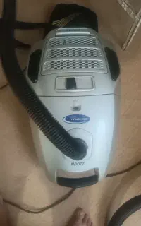 جاروبرقی جنرال کاملا سالم