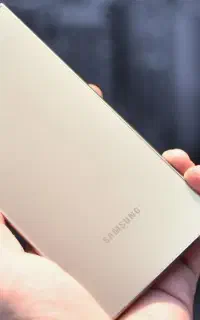 s25 اولترا رنگ صحرایی