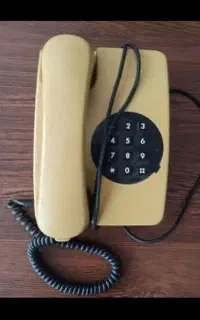 تلفن قدیمی