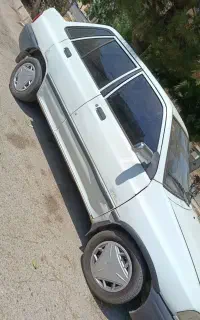 پراید مدل ۸۲