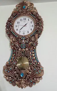 ساعت دیواری نگین دار