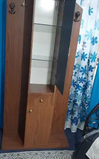 جالباسی و جا کتابی
