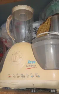 آبمیوه گیری چند کاره کم کارکرد