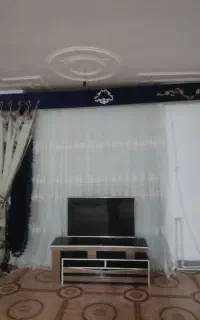 پرده سلطنتی با کتیبه