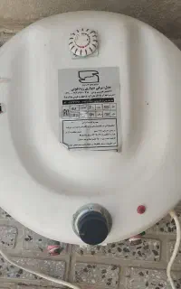 آبرگرمکن برقی دیواری ده لیتری