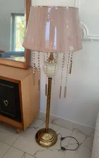 آباژور و تابلو