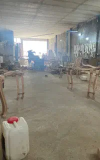 نجار ماهر ونیمه ماهر
