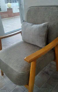 مبل تک نفره