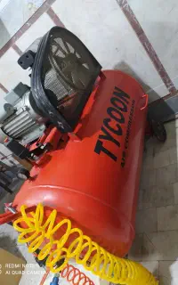 جک سوسماری با همرا پمپ باد با جعبه بکس