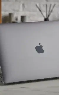 مک بوک m1