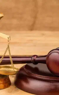 وکیل مِلکی.دادستان سابق.