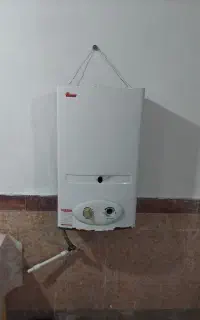 آبگرمن دیواری