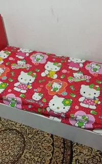 تخت کودک به همراه تشک