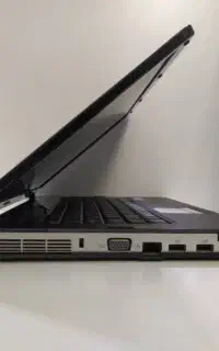 لپ تاپ DELL سالم