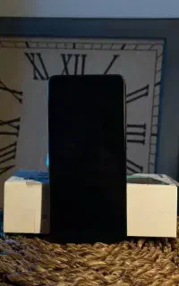 گوشی سامسونگ A52S حافظه 256 - RAM 8 بدون خط خش