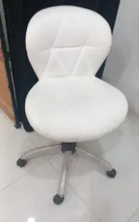 صندلی چرخدار جک دار