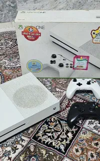 ایکس باکس وان اس همراه با هارد ۵۰۰