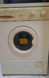 فردش دو عدد ماشین لباسشویی ارج و سامسونگ