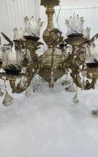 فروش دو عدد لوستر نو نو ولی به قیمت دسته دوم