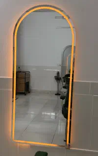 آینه دیواری