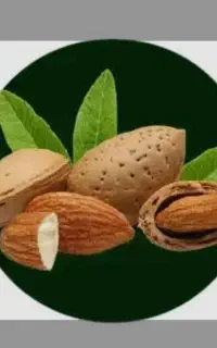 پوست کندن بادام