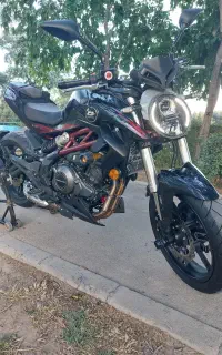بنلی 300 دوسیلندر کیوجی QJ کویر 402 تمیز ABS