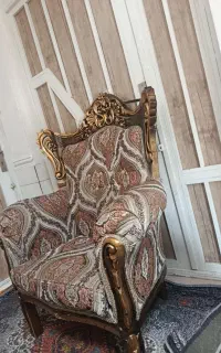 مبل سلطنتی