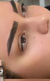آرایش دائم(میکروبلیدینگ)