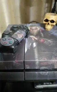 ps4 اکانتی با 5تا بازی داخل حافظه