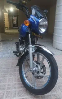 موتور سیکلت پیشرو 200