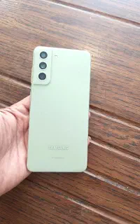 سامسونگ s21 fe  درحد نو  بسیار سالم