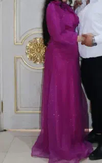 لباس مجلسی بلنده پوشیده