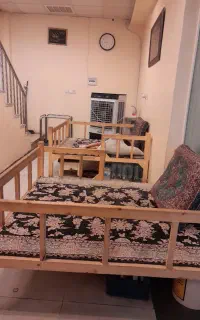 تخت باغی،کافه‌ای.