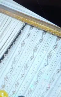 پرده سلطنتی سالم