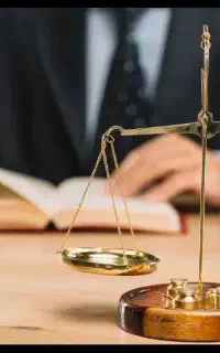 وکیل دادگستری