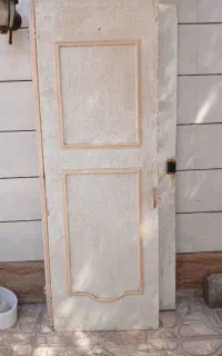 در چوبی کمد بدون چارچوب