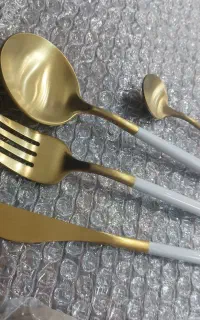 سرویس قاشق چنگال غذاخوری برنجی