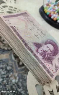 ۸۷ عدد اسکناس ۱۰۰ ریالی مدرس