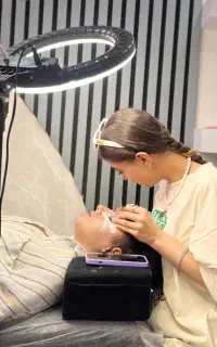 آموزش اکستنشن مژه