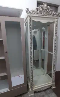 شیشه درب شکسته.از آیینه ش میشه استفاده کرد ۱۰۰۰۰۰۰