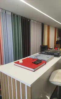 فروشنده خانم با تجربه