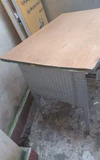 میز کامپیوتر و میز مغازه