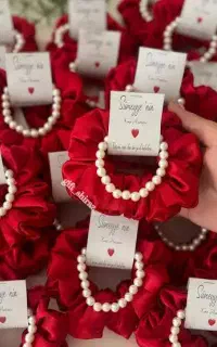 گیفت و یادبود مناسبتی