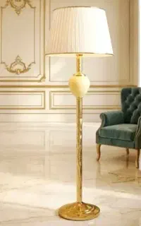 اباژور ایستاده