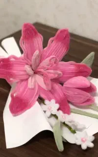 گل رز و لیلیوم