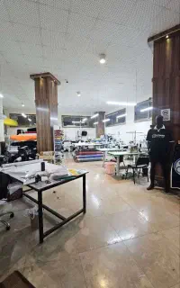 نیرو الگو ساز و خیاط در تولیدی پوشاک ورزشی