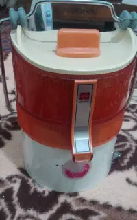 دستگاه آبمیوه در حد نو نو ژاپن دروازه نارون