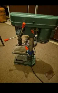 دلرستونی ۱۳  کوچک سالم و‌در حال کار