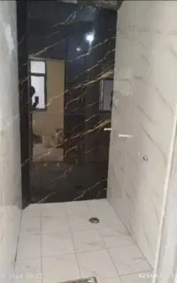 تمام کاشی کاری و سرامیک کاری انجام میشود