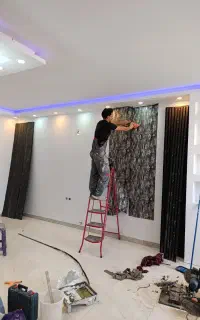 نصاب کاغذ دیواری